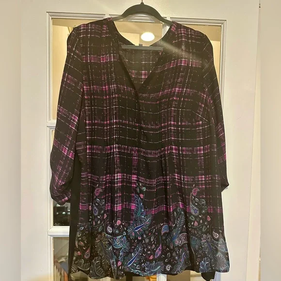 Daniel Rainn DR2 Mixed Media Tunic Top - Picture 4 of 9